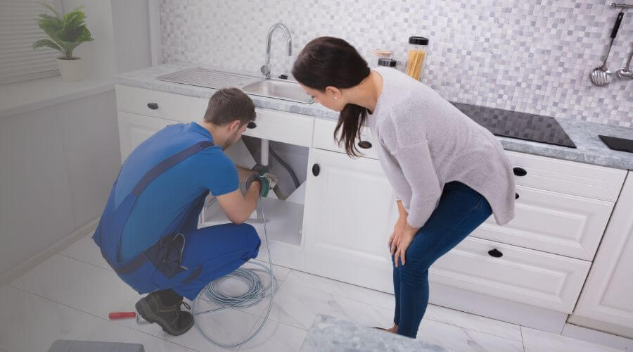 Professional same day plumber in Parkersburg, IL